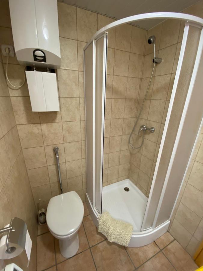 Regina Ranch Hotel Igal Bagian luar foto