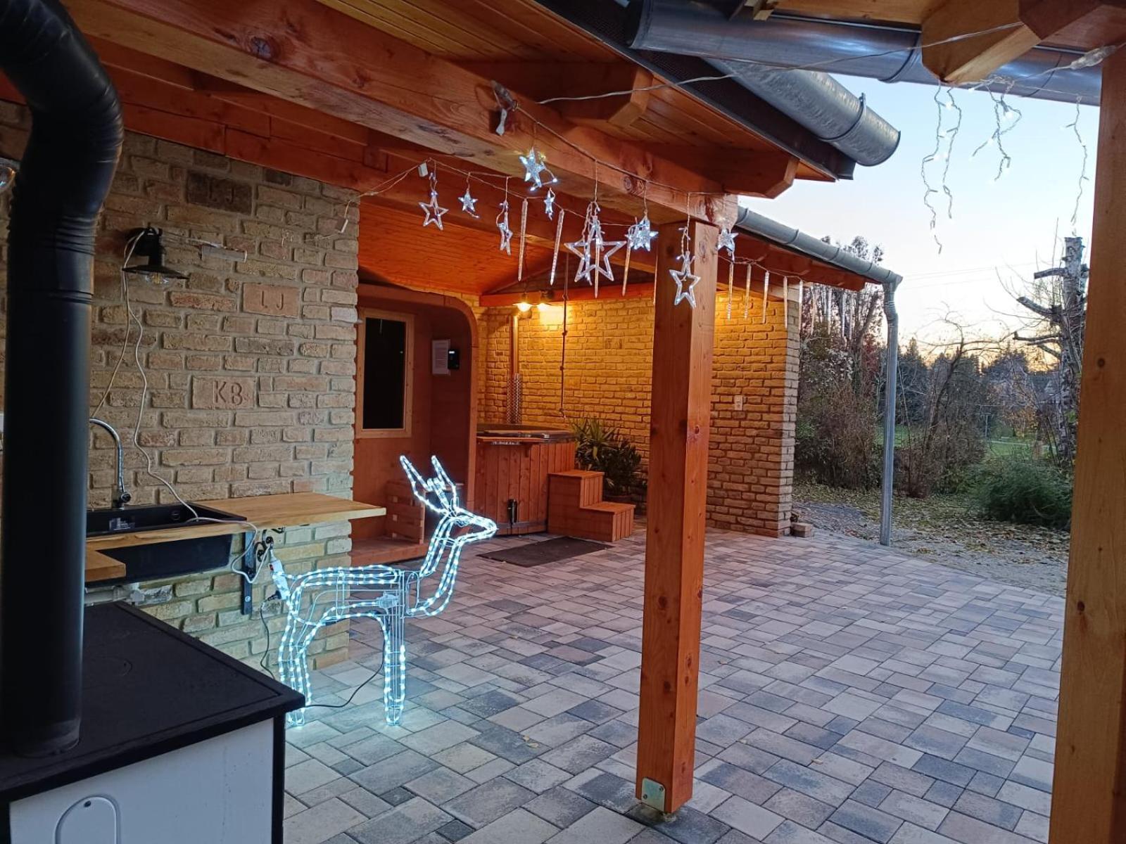 Regina Ranch Hotel Igal Bagian luar foto